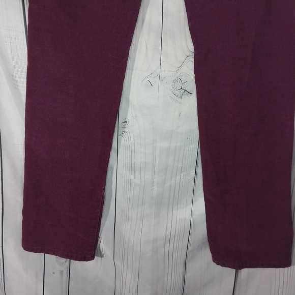 Tommy Hilfiger Corduory Pants - Picture 7 of 9